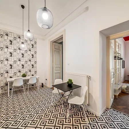 Maria Center By Stn בודפשט